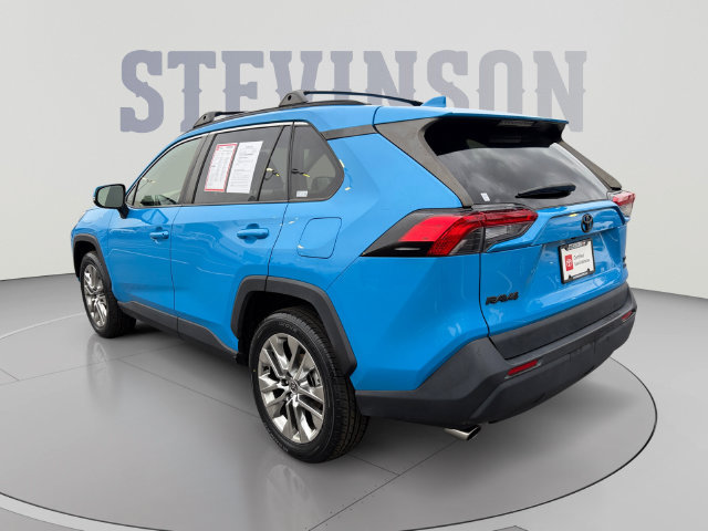 Used 2020 Toyota RAV4 XLE Premium AWD/4WD image 3