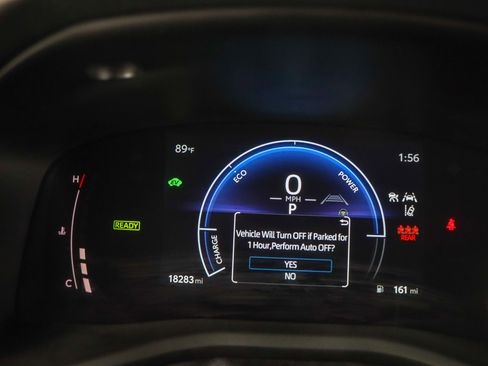 Used 2025 Toyota Camry SE FWD image 15
