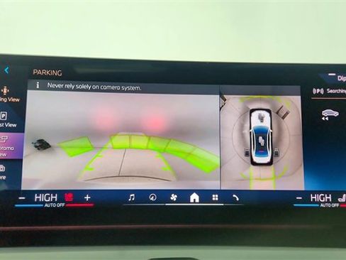 Used 2025 BMW 540i xDrive image 46