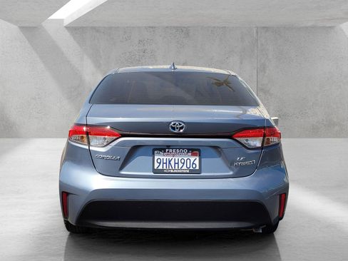 Used 2023 Toyota Corolla LE FWD image 5