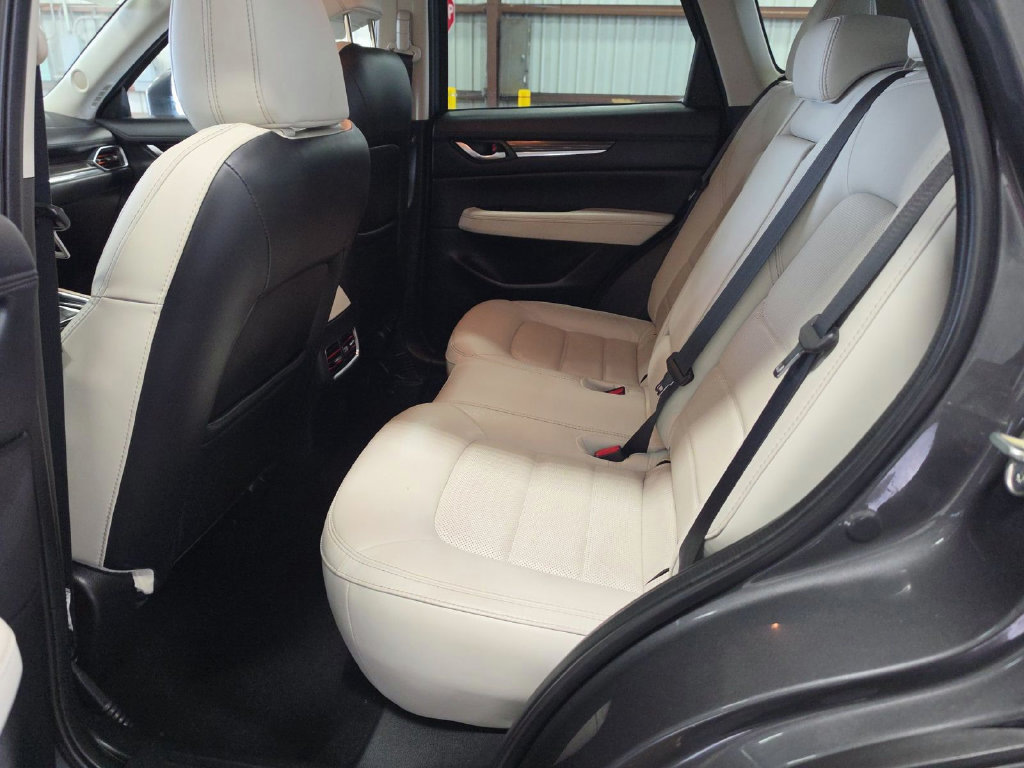 Used 2023 MAZDA CX-5 AWD 2.5 S w/ Premium Package image 16