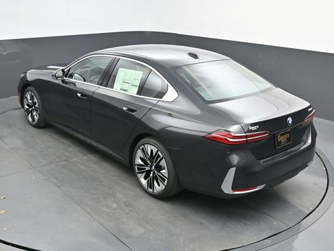 New 2026 BMW 530i w/ Premium Package image 46