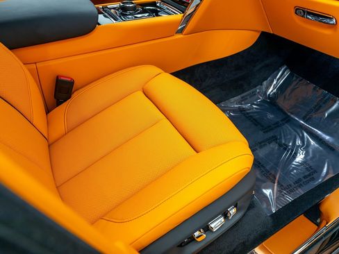 New 2026 Rolls-Royce Cullinan image 40