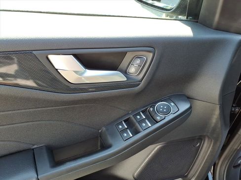 Used 2023 Ford Escape ST-Line w/ Tech Pack #1 AWD/4WD image 14
