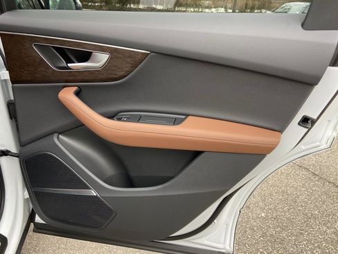 Used 2025 Audi Q7 2.0T Premium Plus w/ Premium Plus Package image 30