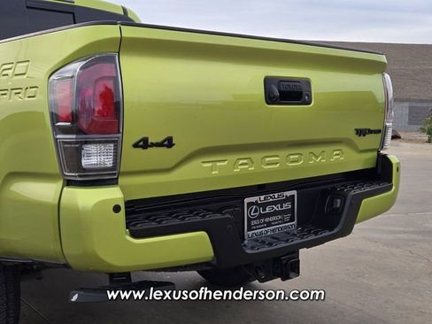 Used 2022 Toyota Tacoma TRD Pro AWD/4WD image 5