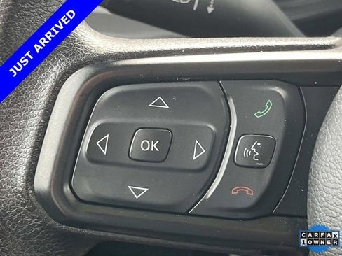 Certified 2024 Jeep Gladiator Sport AWD/4WD image 29