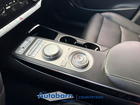 Used 2025 Genesis GV70 2.5T AWD/4WD image 19