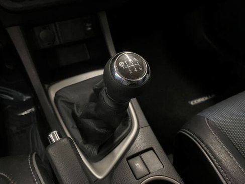 Used 2015 Toyota Corolla S FWD image 24