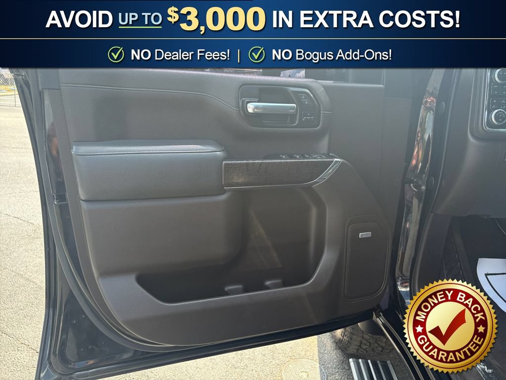 Used 2022 GMC Sierra 2500 Denali w/ Denali Black Diamond Edition AWD/4WD image 16