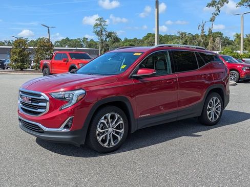 Used 2020 GMC Terrain SLT w/ Preferred Package FWD image 7