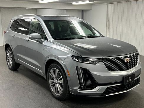New 2025 Cadillac XT6 Premium Luxury w/ Technology Package image 2