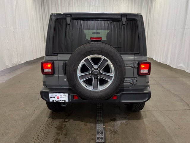 Used 2020 Jeep Wrangler Unlimited Sahara AWD/4WD image 5