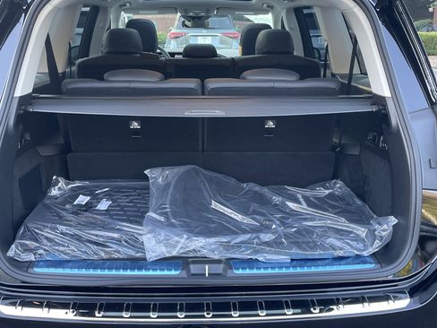 New 2026 Mercedes-Benz GLS 450 4MATIC image 9