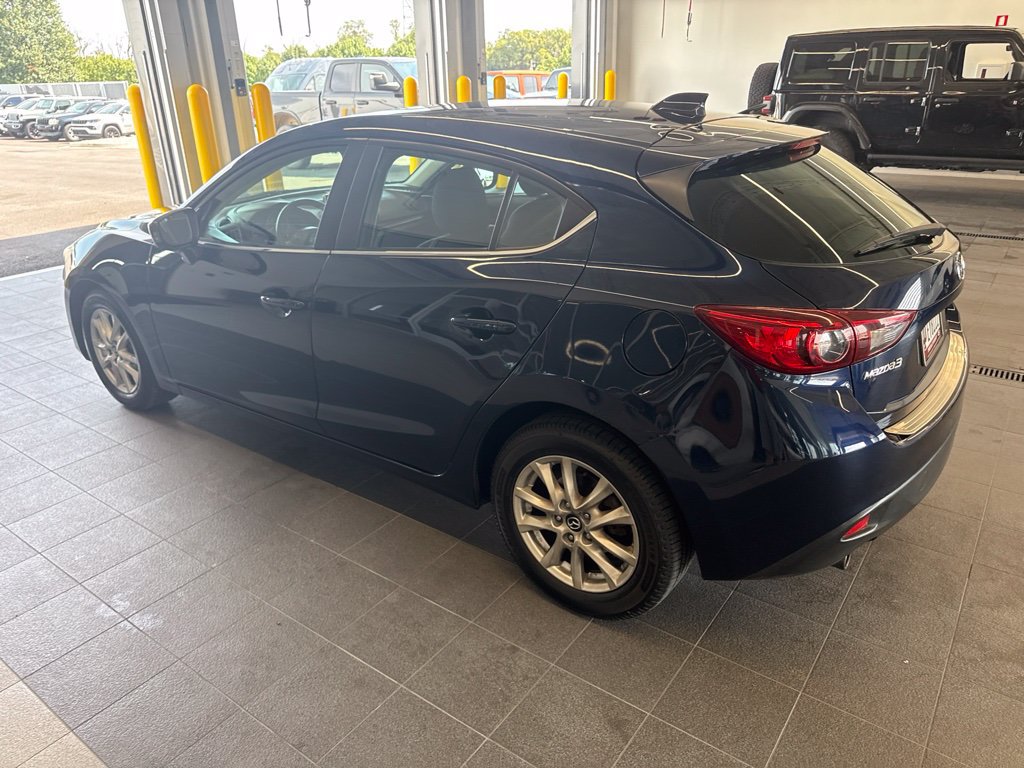 Used 2015 MAZDA MAZDA3 i Touring FWD image 4