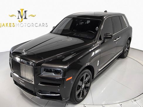 Used 2019 Rolls-Royce Cullinan image 19