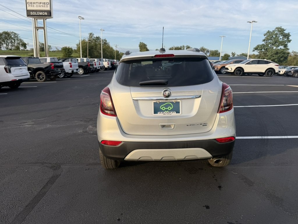 Certified 2022 Buick Encore Preferred AWD/4WD image 5