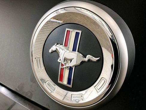 Used 2012 Ford Mustang Premium image 14