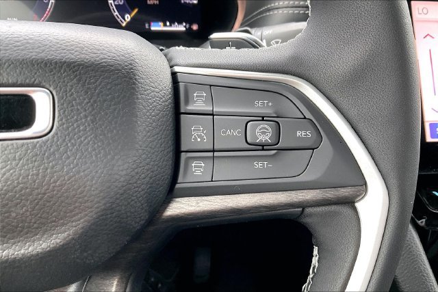 New 2026 Jeep Grand Cherokee 4WD image 19
