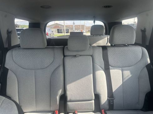 Used 2023 Hyundai Palisade SE w/ Cargo Package AWD/4WD image 13