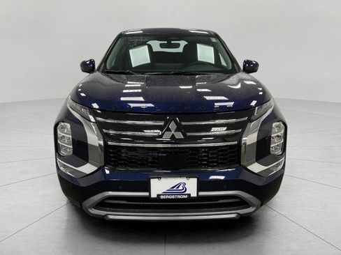 New 2026 Mitsubishi Outlander AWD image 10
