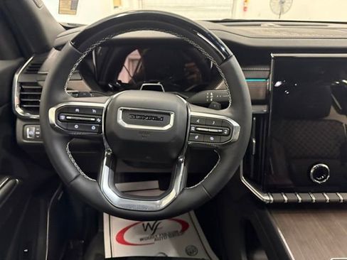 New 2026 GMC Acadia Denali w/ Super Cruise Package FWD image 20