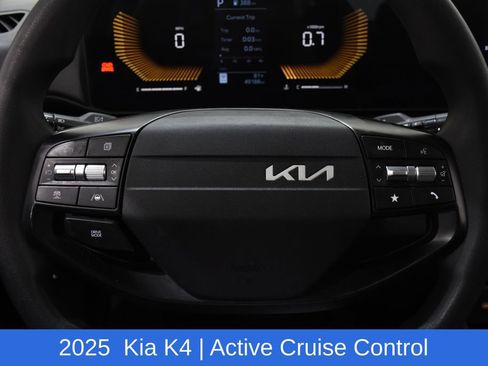 Used 2025 Kia K4 FWD image 11