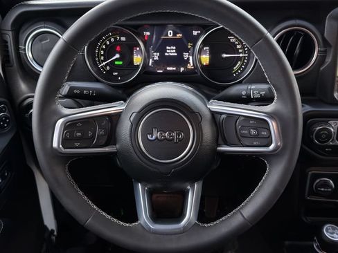 Used 2023 Jeep Wrangler Unlimited Sahara AWD/4WD image 14