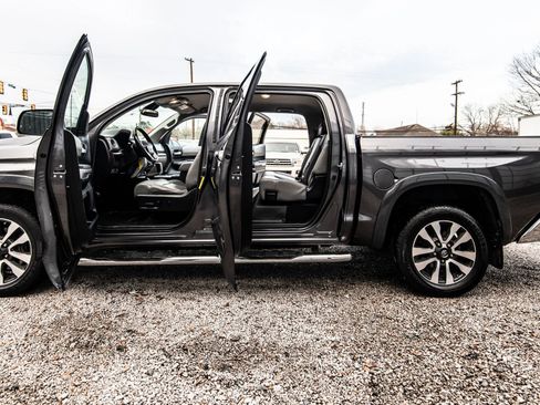 Used 2018 Toyota Tundra Limited image 17