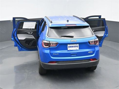 New 2025 Jeep Compass Latitude image 51