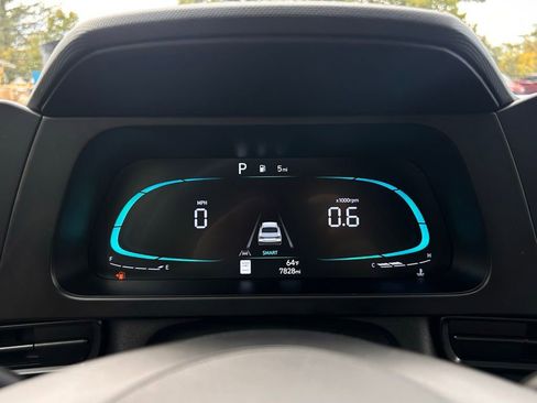 Used 2025 Hyundai Elantra Sport w/ Cargo Package image 16