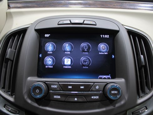 Used 2014 Buick LaCrosse Leather w/ Driver Confidence Package image 13