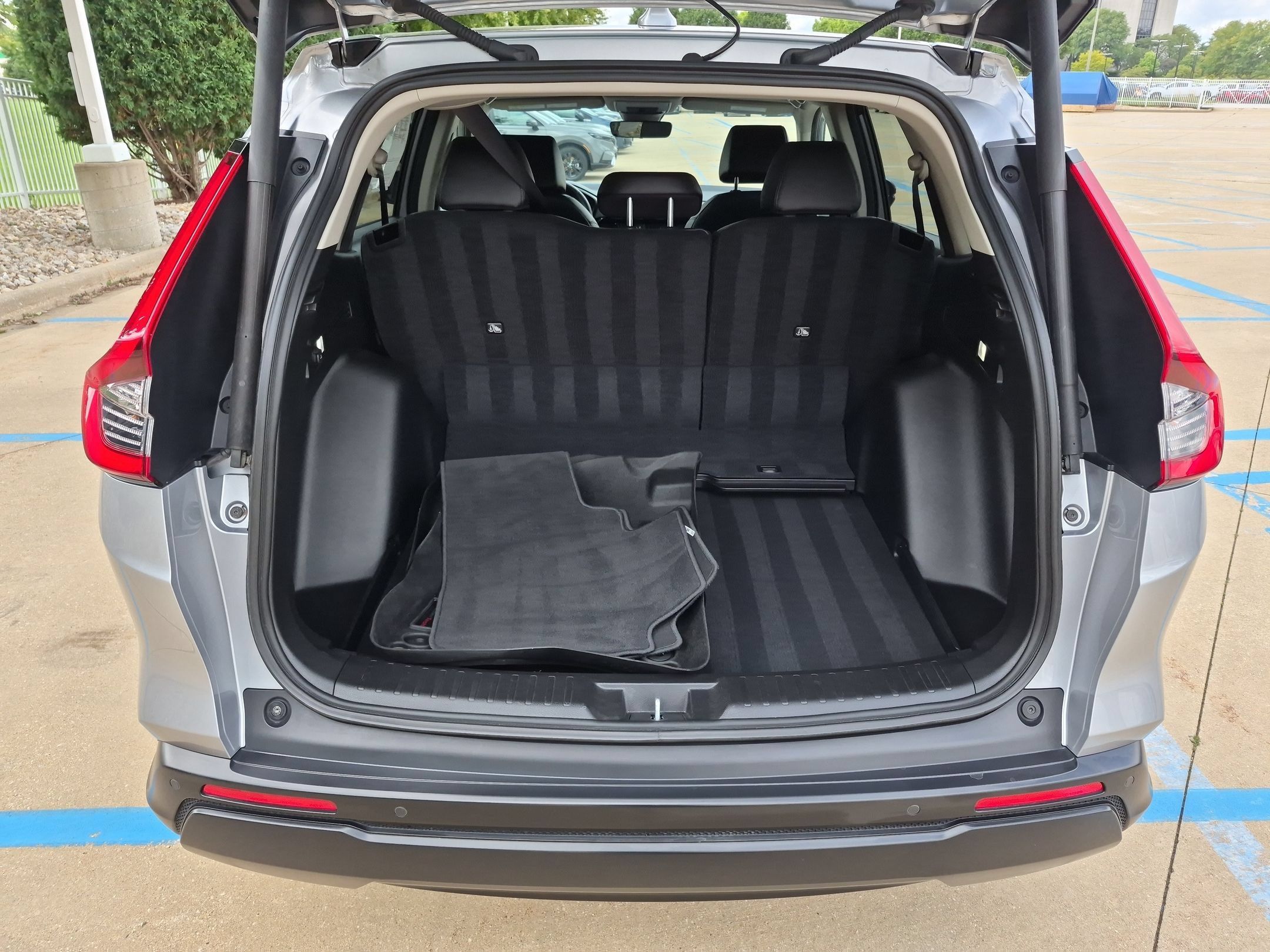 Used 2023 Honda CR-V EX-L image 26