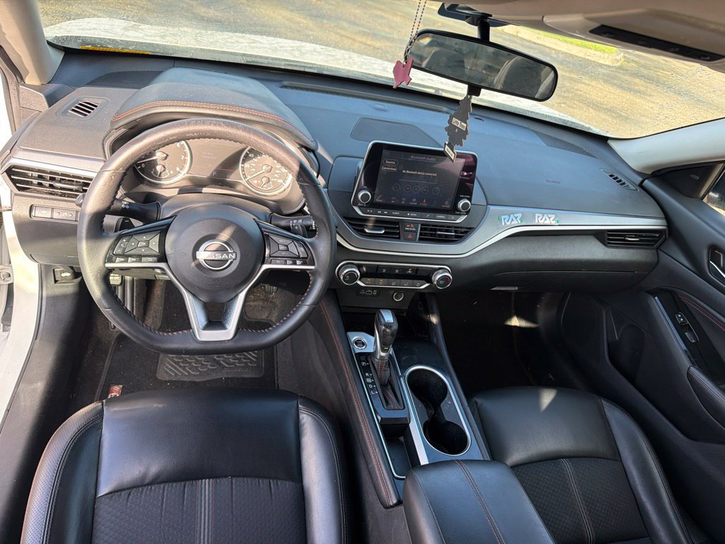 Used 2023 Nissan Altima 2.5 SR FWD image 10