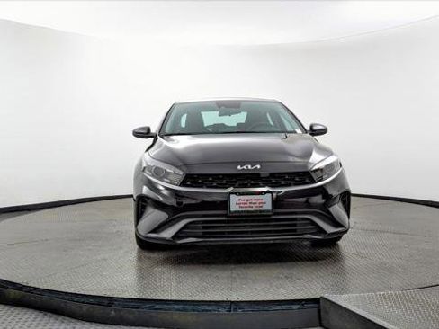 Used 2024 Kia Forte LXS image 12