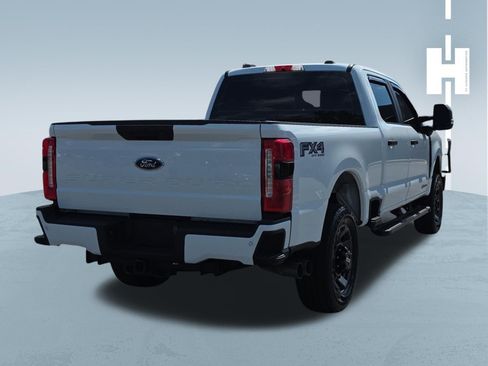 Used 2023 Ford F350 XL w/ STX Appearance Package AWD/4WD image 4