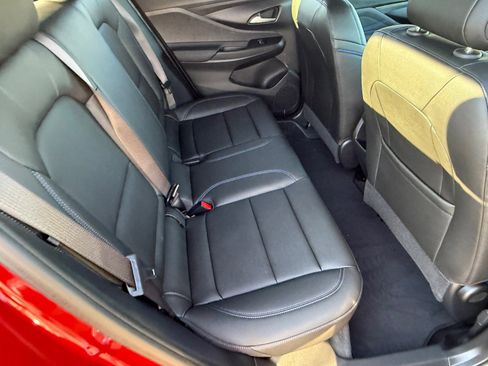 Certified 2025 Buick Envista Sport Touring w/ Convenience I Package image 11