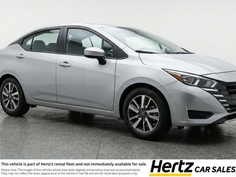 Used 2025 Nissan Versa SV FWD image 1