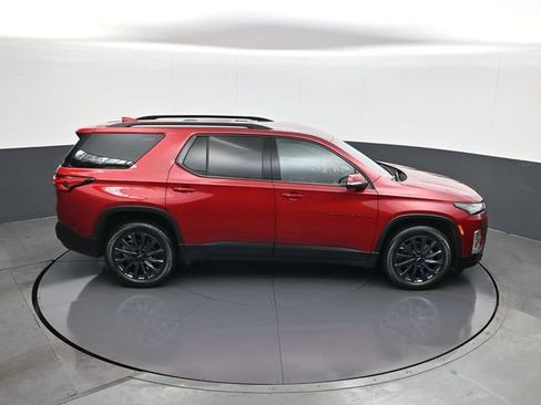 Used 2023 Chevrolet Traverse RS w/ LPO, Floor Liner Package image 17