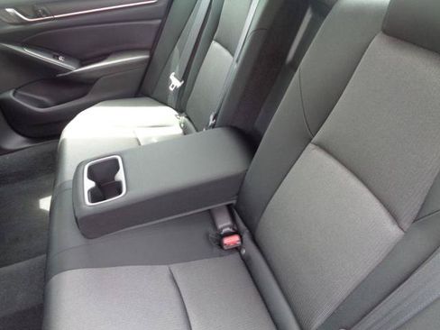Used 2021 Honda Accord LX image 15