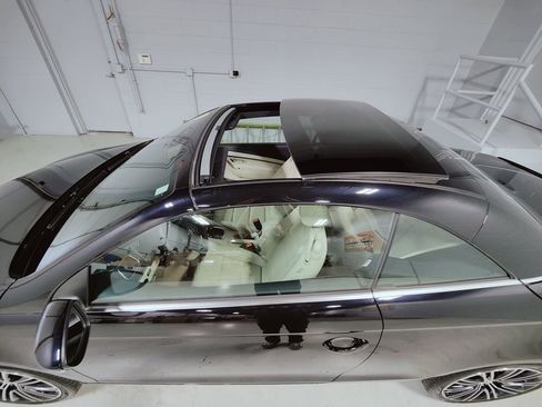 Used 2014 Volkswagen Eos FWD image 42