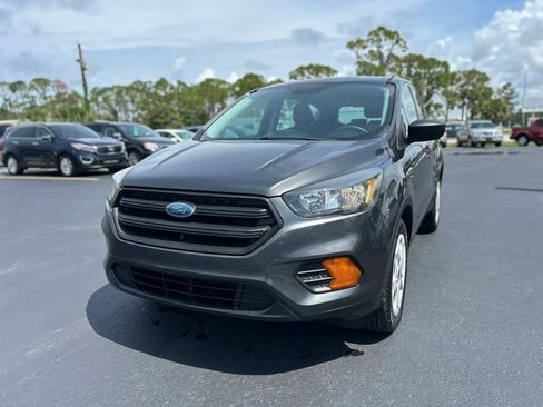 Used 2018 Ford Escape S FWD image 6