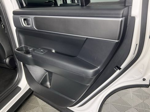 Used 2025 Hyundai Santa Fe SE image 30