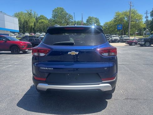 Used 2023 Chevrolet TrailBlazer LT FWD image 3