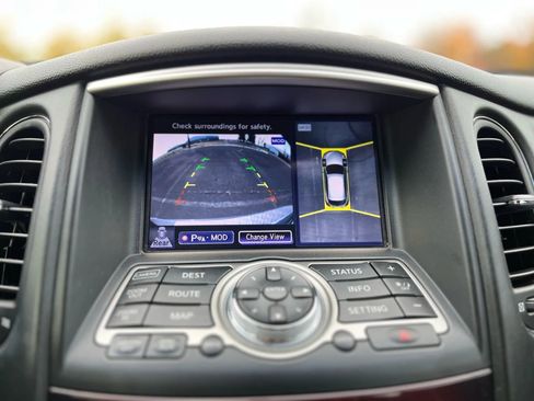 Used 2017 INFINITI QX50 2WD w/ Deluxe Touring Package image 8