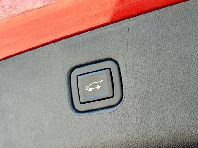 Used 2021 Chevrolet Blazer RS FWD image 13