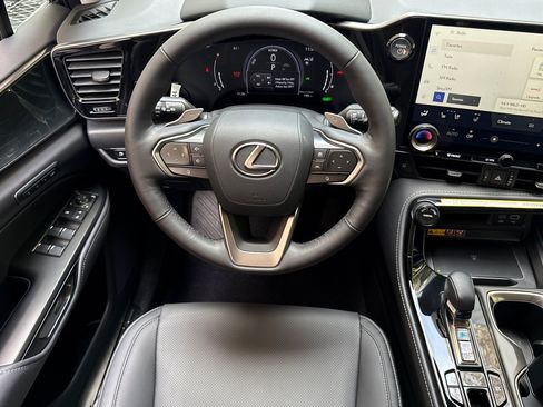Used 2025 Lexus NX 350h AWD w/ Accessory Package (A2) image 27