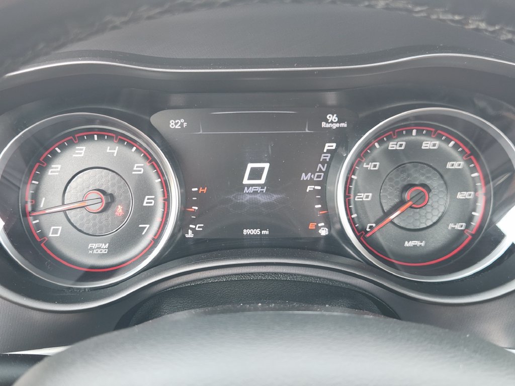 Used 2021 Dodge Charger SXT w/ Leather Interior Group RWD image 16