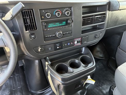 Used 2025 Chevrolet Express 3500 w/ Power Convenience Package RWD image 32
