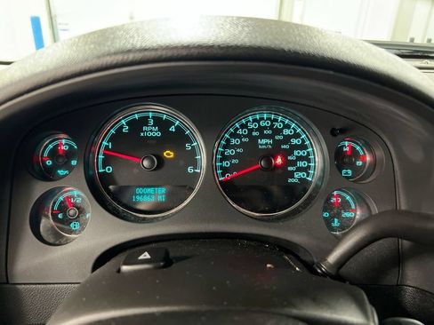 Used 2007 Chevrolet Tahoe LTZ w/ LTZ Preferred Equipment Group AWD/4WD image 12